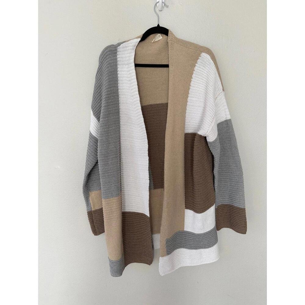Cardigan fits like a 2XL (no tags) brand is 143 Story by line up (boutique)